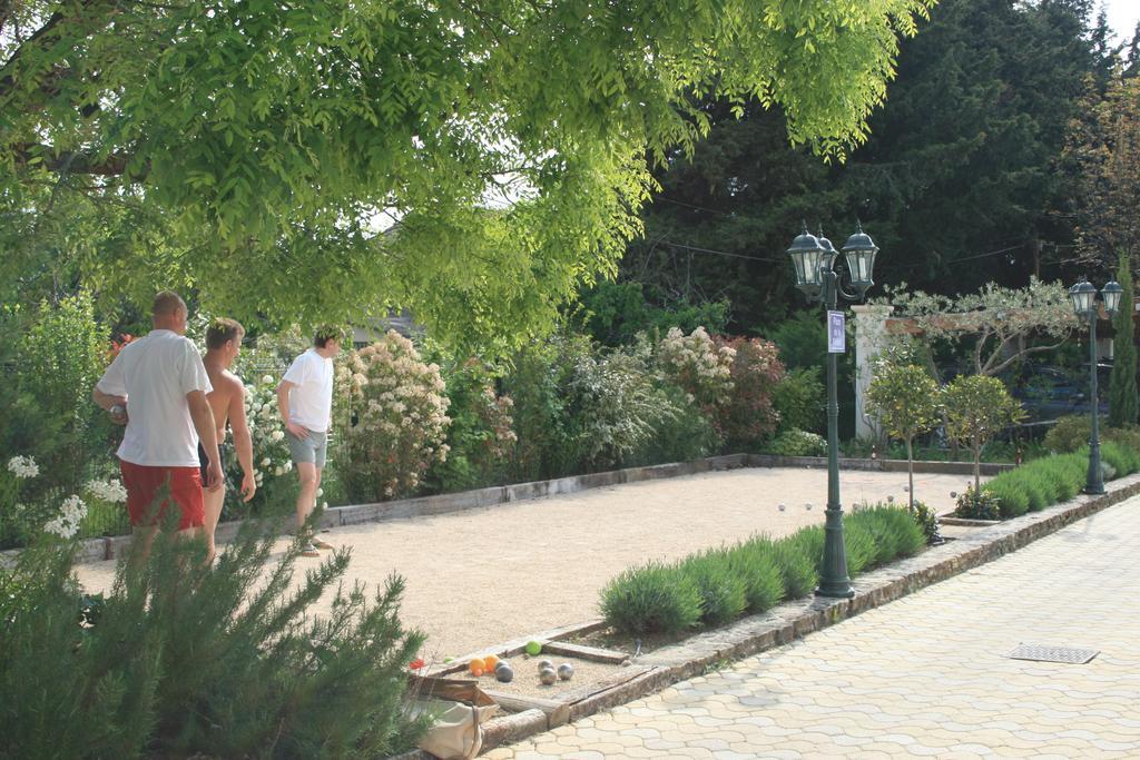 Jade En Provence Hotel Vaison-la-Romaine Eksteriør billede